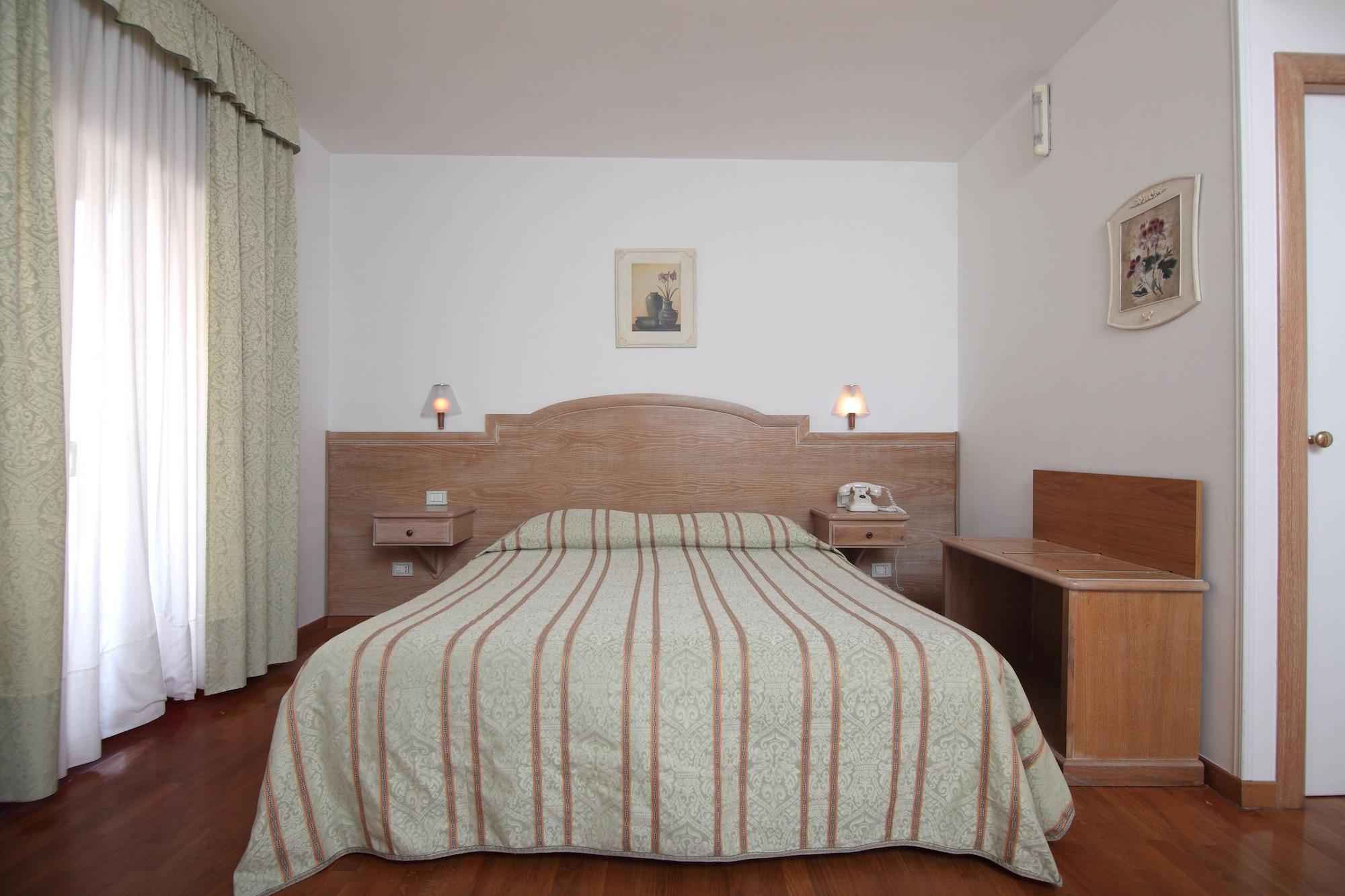 Hotel Donatello ألبيروبيللو المظهر الخارجي الصورة